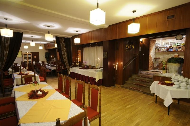 Jowisz Daire Poznań Restoran fotoğraf